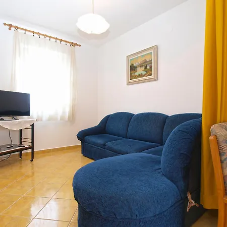 Branko 1348 Apartman
