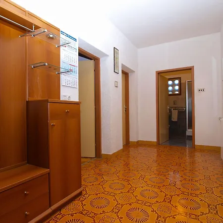 Branko 1348 Apartmán