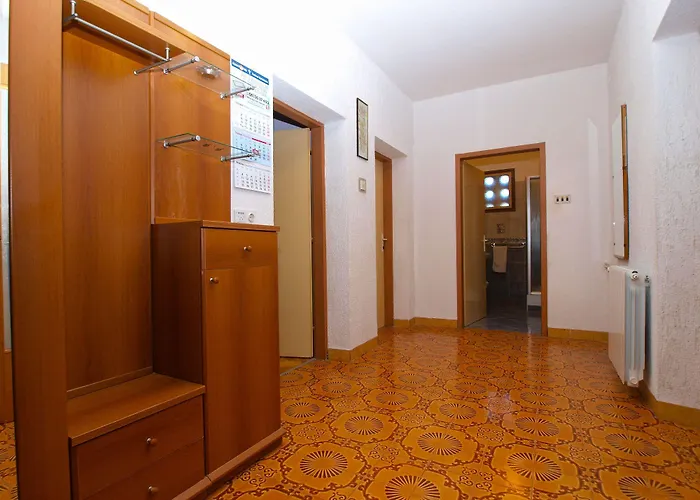 Branko 1348 Apartament