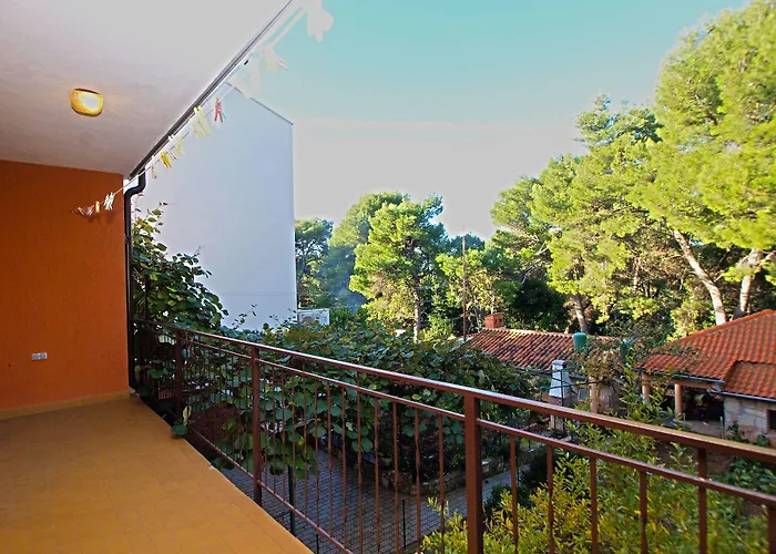 Branko 1348 Apartament