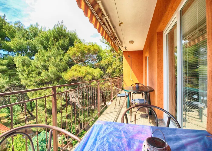 Branko 1348 Apartament