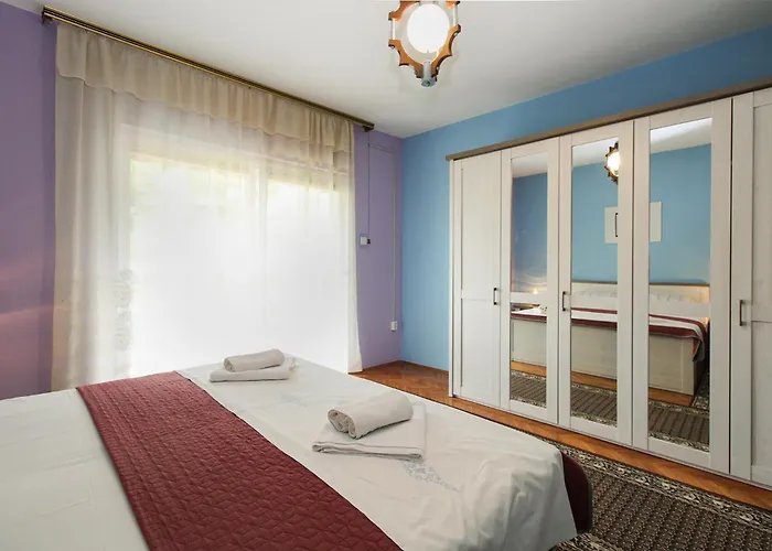 Branko 1348 Apartament *