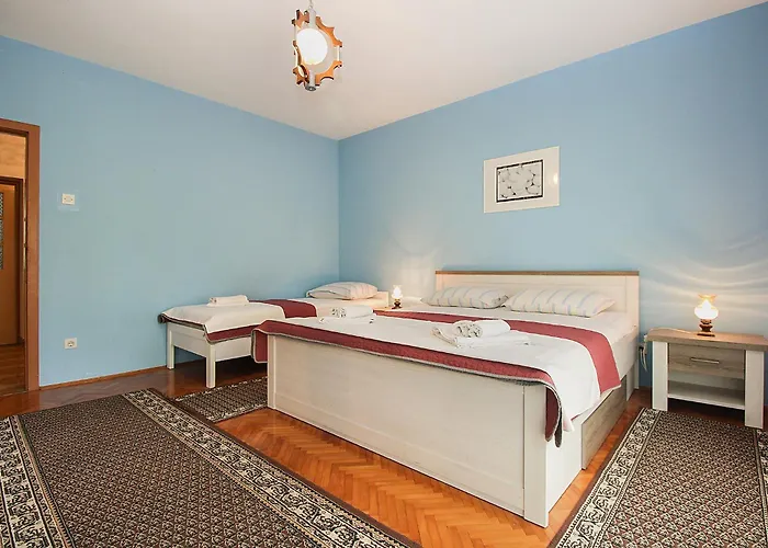 Branko 1348 Apartament