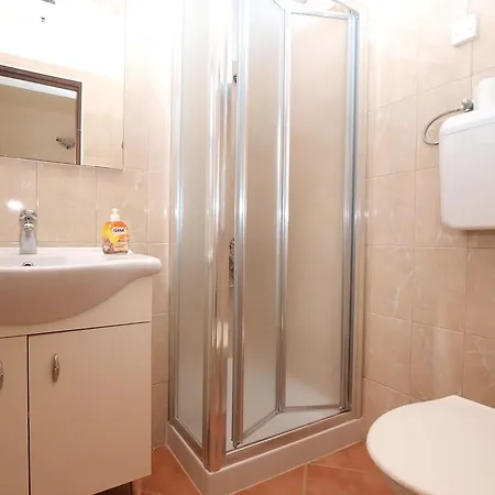 Branko 1348 Apartament